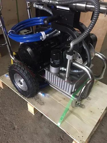 Окрасочный аппарат AktiSpray AvS-16000HD с электроприводом