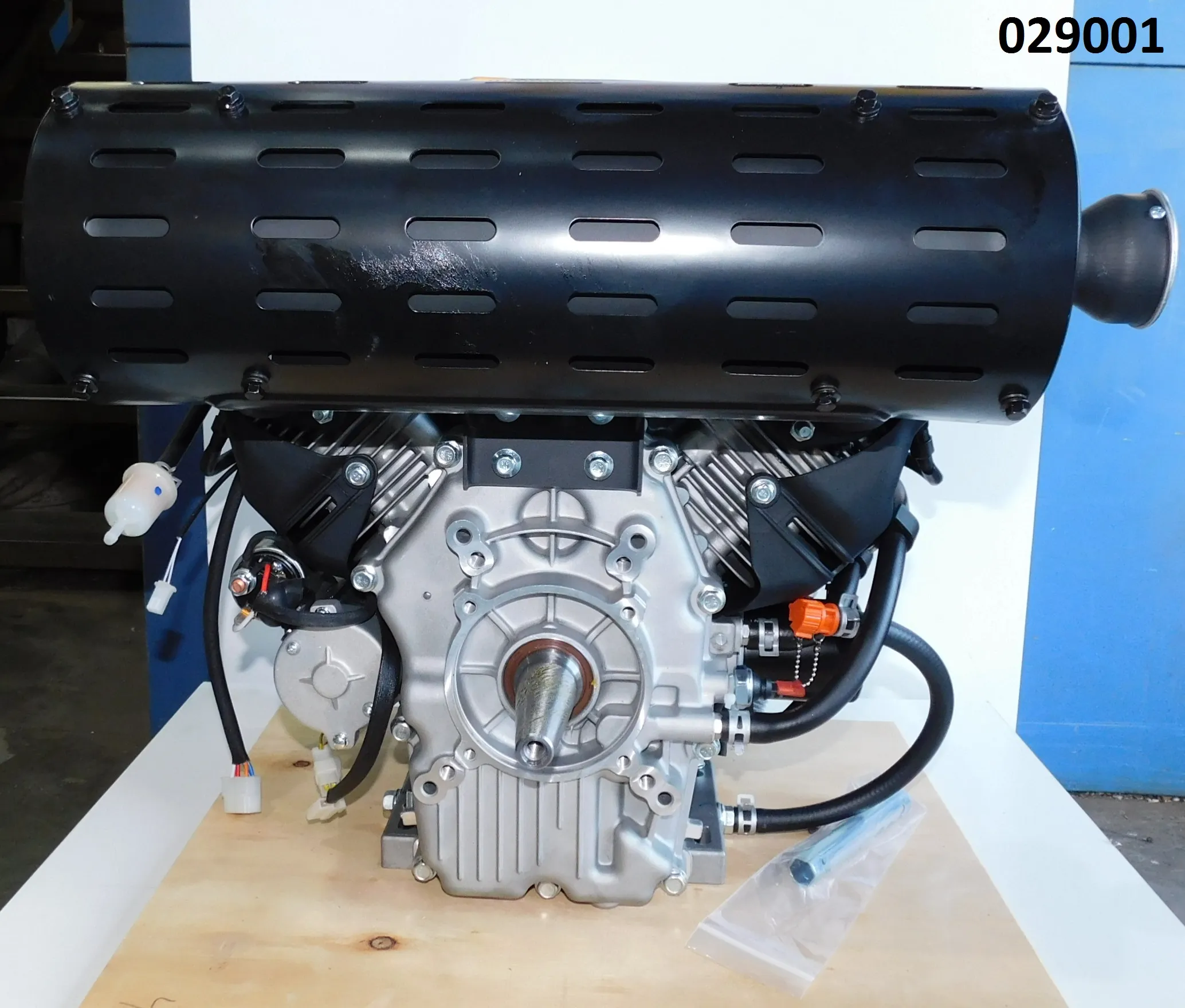 Двигатель бензиновый Loncin LC2V80FD / Engine assy для генераторов