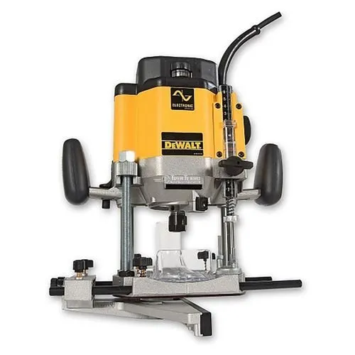 Фрезер DeWalt DW 625 E
